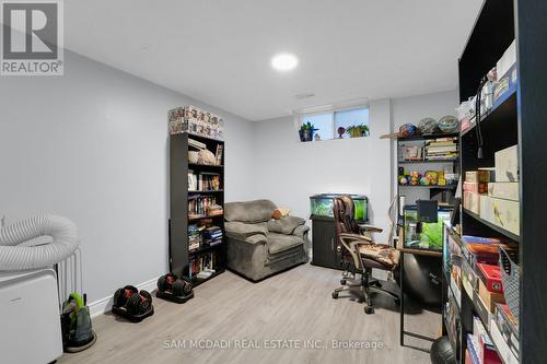 90 Tisdale Street S, Hamilton, ON - Indoor