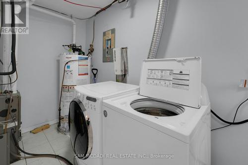 90 Tisdale Street S, Hamilton, ON - Indoor Photo Showing Laundry Room
