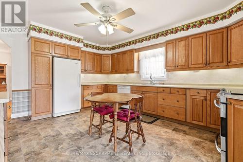 192 Ewen Road, Hamilton, ON - Indoor Photo Showing Kitchen