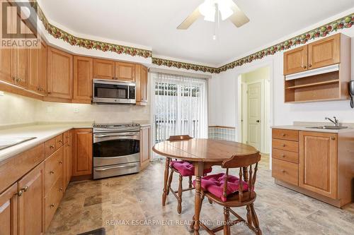 192 Ewen Road, Hamilton, ON - Indoor Photo Showing Kitchen