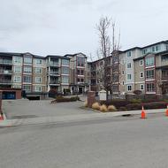 122-850 Saucier Avenue  Kelowna, BC V1Y 6A3