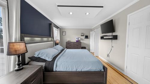 2617 3Rd Street, Cranbrook, BC - Indoor Photo Showing Bedroom