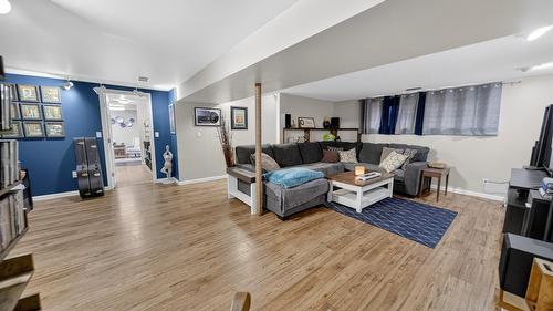 2617 3Rd Street, Cranbrook, BC - Indoor Photo Showing Other Room