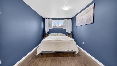 2617 3Rd Street, Cranbrook, BC - Indoor Photo Showing Bedroom