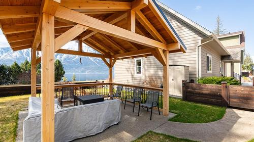 13484 & 13486 Lakeshore Drive, Boswell, BC - Outdoor With Exterior