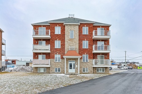 201-808 Rue de la Poterie  Saint-Jean-Sur-Richelieu, QC J3B 0E2