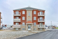 201-808 Rue de la Poterie  Saint-Jean-Sur-Richelieu, QC J3B 0E2