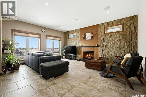 7502 Lilac Place, Regina, SK - Indoor Photo Showing Living Room With Fireplace