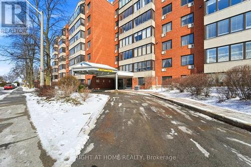 309 - 225 ALVIN ROAD N  Ottawa, ON K1K 4H6