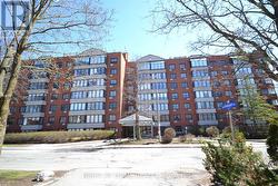 309 - 225 ALVIN ROAD N  Ottawa, ON K1K 4H6