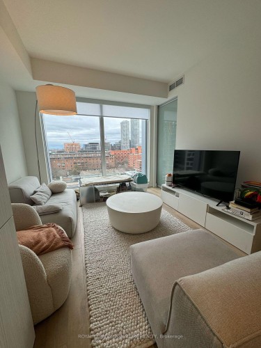 820-158 Front Street E, Toronto, ON - Indoor Photo Showing Living Room With Fireplace