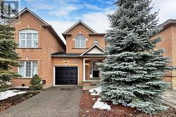 55 WALKVIEW CRESCENT Richmond Hill, ON L4E 4H6
