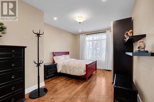 11 Beauvista Court, Vaughan, ON - Indoor Photo Showing Bedroom