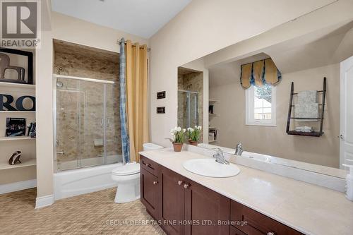 11 Beauvista Court, Vaughan, ON - Indoor Photo Showing Bathroom