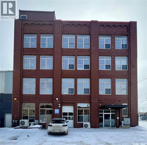 301 12 23Rd Street E, Saskatoon, SK -  With Facade
