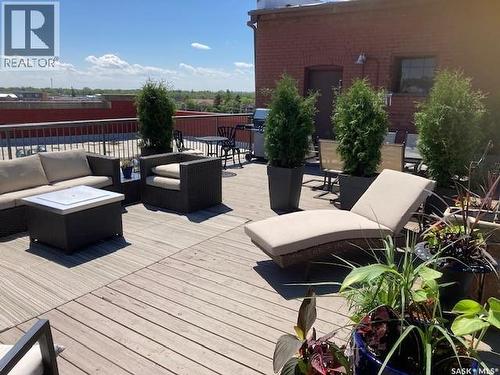 301 12 23Rd Street E, Saskatoon, SK - Outdoor With Deck Patio Veranda With Exterior