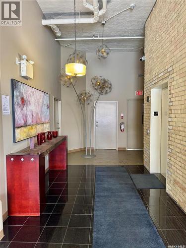 301 12 23Rd Street E, Saskatoon, SK - Indoor Photo Showing Other Room