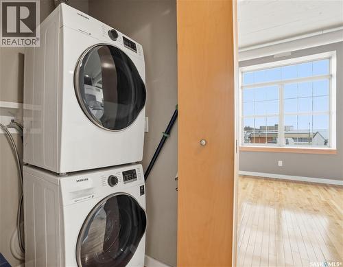 301 12 23Rd Street E, Saskatoon, SK - Indoor Photo Showing Laundry Room