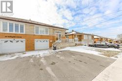 47 FALLINGDALE CRESCENT  Toronto, ON M3J 1C4