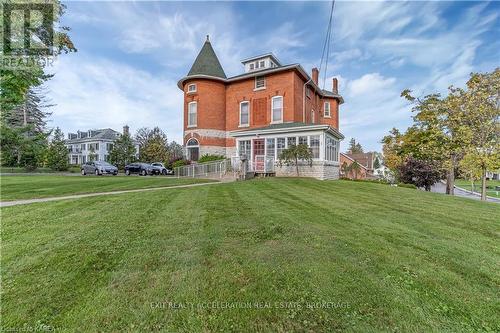 231 DUNDAS STREET W  Greater Napanee (Greater Napanee), ON K7R 2A9