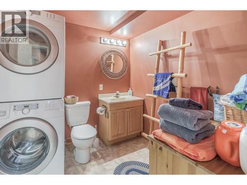 7540 Mccarthy Road, Bridge Lake, BC - Indoor Photo Showing Laundry Room