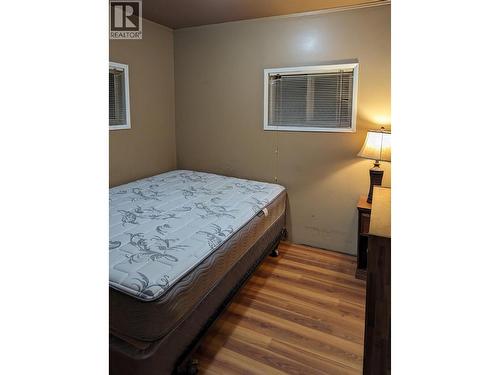 5513 Prosh Frontage Road, Sicamous, BC - Indoor Photo Showing Bedroom