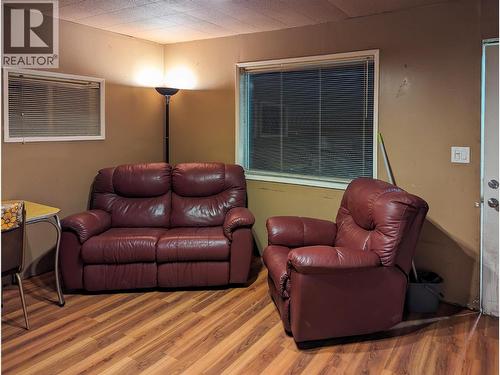 5513 Prosh Frontage Road, Sicamous, BC - Indoor