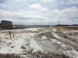 10 Van Riesen Drive  Niverville, MB R0A 0A1