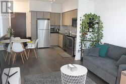 1513 - 55 SPEERS ROAD Oakville, ON L6K 3R6