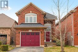 2067 SPRINGDALE ROAD Oakville, ON L6M 4C7