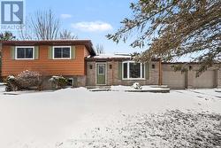 221 BERNICE CRESCENT  Drummond/North Elmsley, ON K7H 3C7
