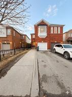 29 NEEDLEWOOD LANE Brampton, ON L6R 2N3