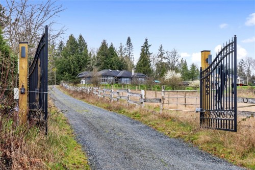 2865 Munroe Rd, Nanaimo, BC 