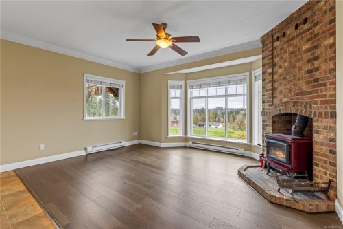 2865 Munroe Rd, Nanaimo, BC 