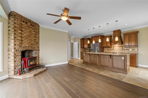 2865 Munroe Rd, Nanaimo, BC 