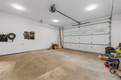 2865 Munroe Rd, Nanaimo, BC 