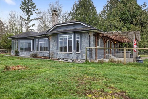 2865 Munroe Rd, Nanaimo, BC 