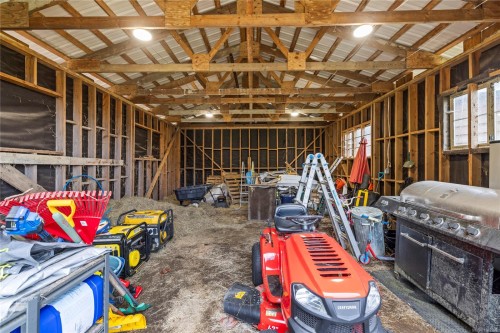 2865 Munroe Rd, Nanaimo, BC 