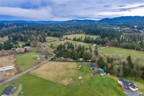 2865 Munroe Rd, Nanaimo, BC 