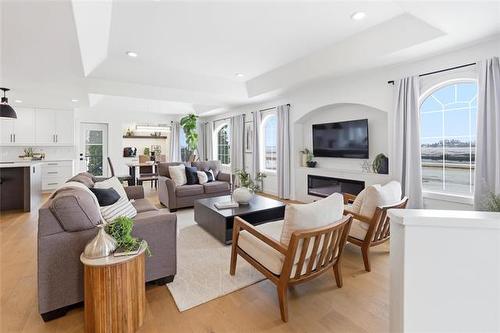 20003 Navin Rd, Winnipeg, MB 