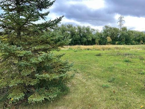 101 Campbell Ave, Lac Du Bonnet, MB 