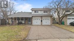 6085 STARFIELD CRESCENT  Mississauga, ON L5N 1X2