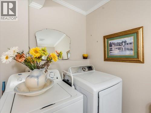 1767 Second Avenue, Trail, BC - Indoor Photo Showing Laundry Room