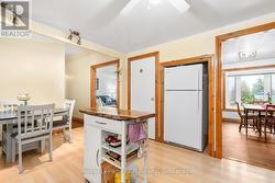 eat-in kitchen - 