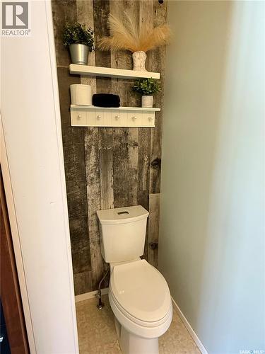 420 Logan Avenue, White Fox, SK - Indoor Photo Showing Bathroom