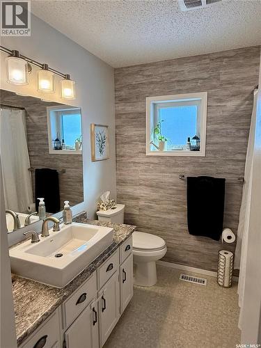 420 Logan Avenue, White Fox, SK - Indoor Photo Showing Bathroom