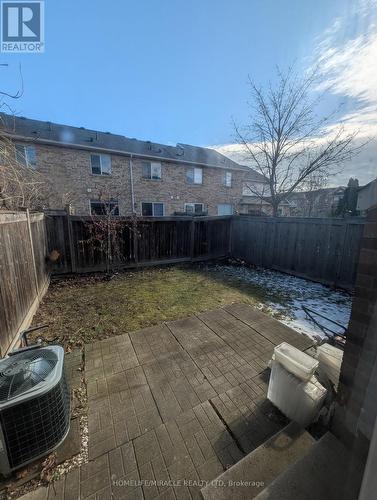 3115 Edgar Avenue, Burlington, ON - Outdoor