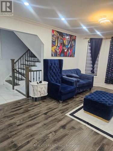 1680 Samuelson Circle, Mississauga, ON - Indoor