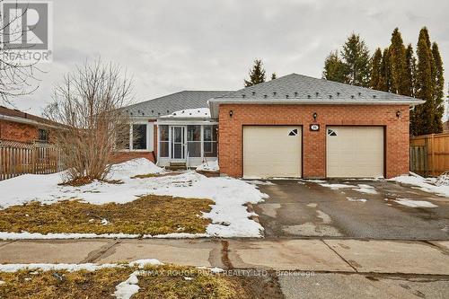 34 CEDAR COURT  Kawartha Lakes, ON K9V 6A9