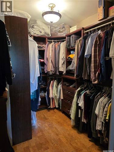 314 Milden Street, Conquest, SK - Indoor With Storage